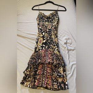 Y2K mid length Diane vonFurstenberg dress